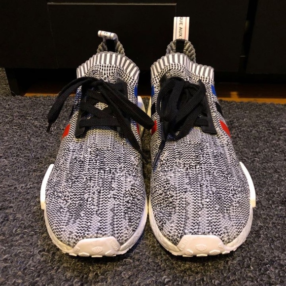 *NEW* NMD R1 Primeknit \'Tri Color\' main image 4